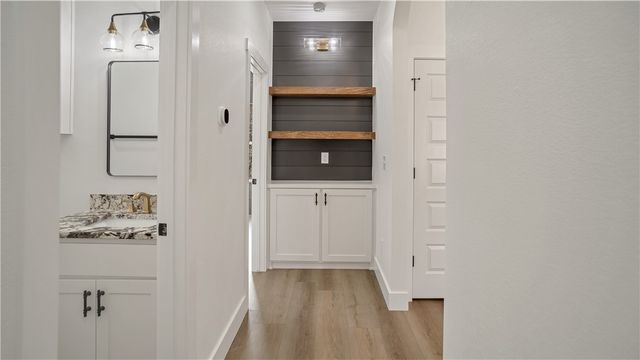 5 Orkney Drive, Bella Vista, AR 72715