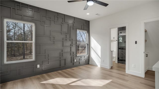 5 Orkney Drive, Bella Vista, AR 72715