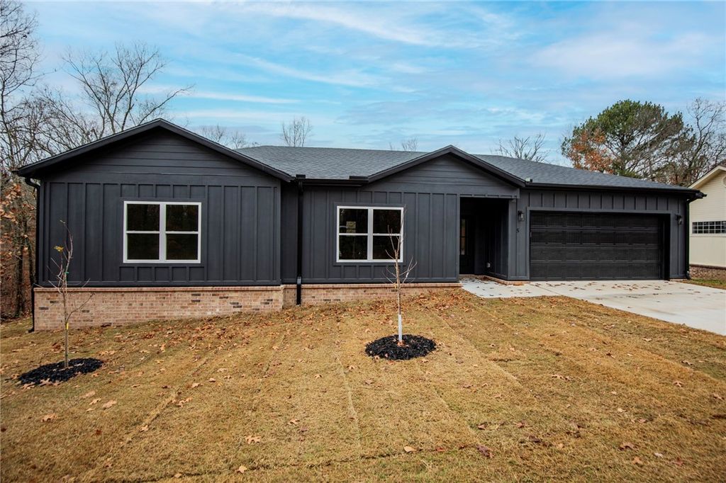 5 Orkney Drive, Bella Vista, AR 72715