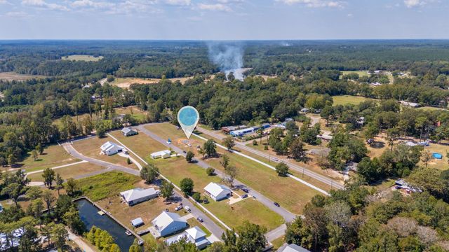 521 Landing Ave, Florala, AL 36442