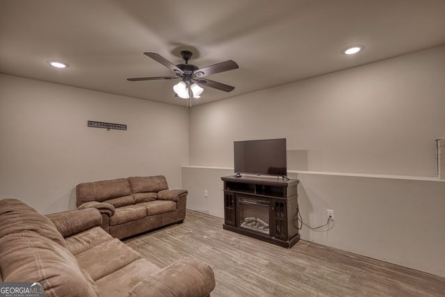 140 Genessa Court, Mansfield, GA 30055