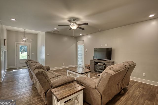 140 Genessa Court, Mansfield, GA 30055