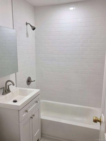 125 Greenwood Drive, North Babylon, NY 11703