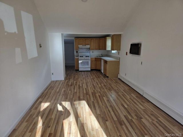 125 Greenwood Drive, North Babylon, NY 11703