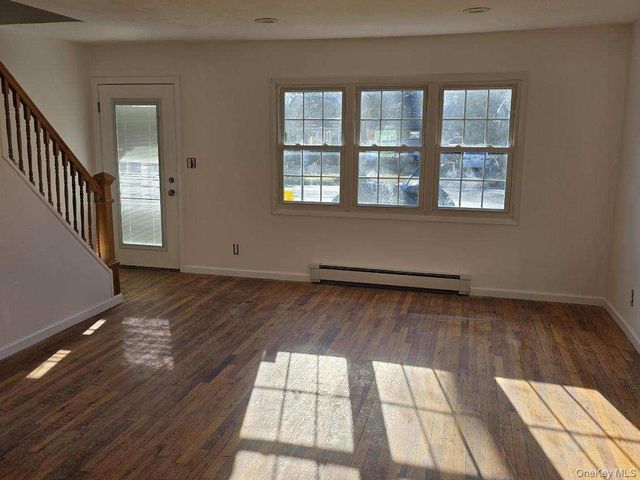 125 Greenwood Drive, North Babylon, NY 11703