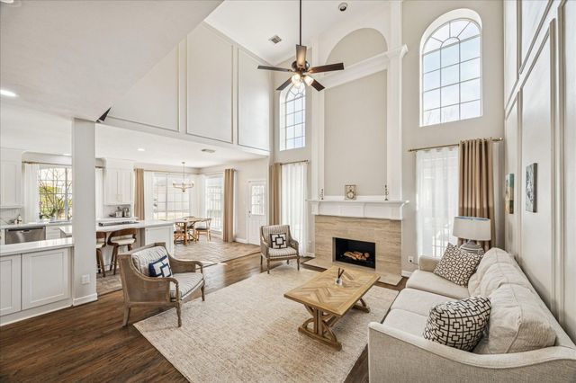 15910 Park Center Drive, Houston, TX 77059