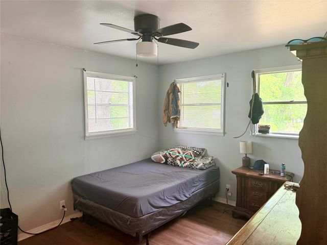 330 24th Street NW, Paris, TX 75460