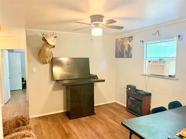 330 24th Street NW, Paris, TX 75460