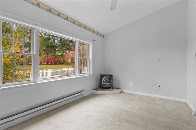 285 Main Street, Groveland, MA 01834