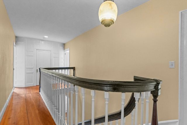 285 Main Street, Groveland, MA 01834