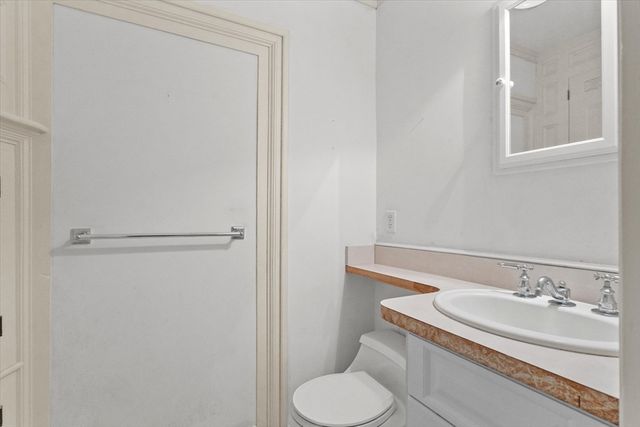 285 Main Street, Groveland, MA 01834