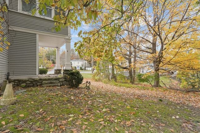 285 Main Street, Groveland, MA 01834