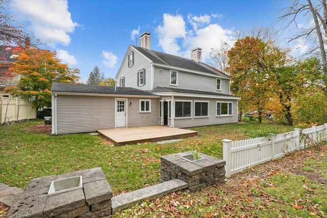 285 Main Street, Groveland, MA 01834