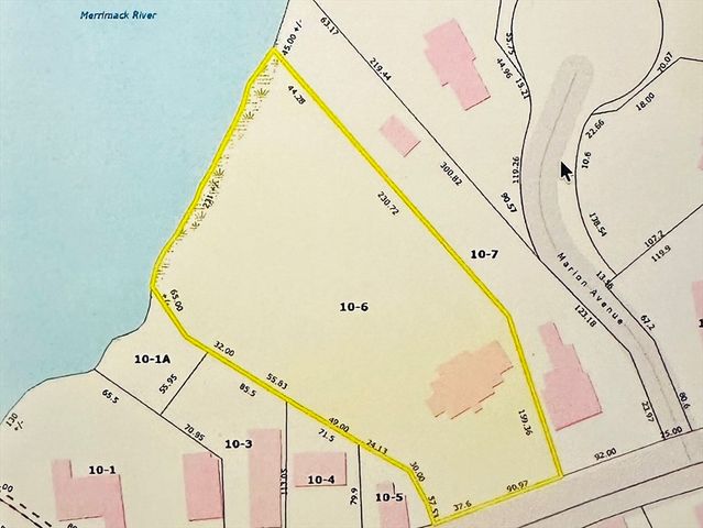 285 Main Street, Groveland, MA 01834