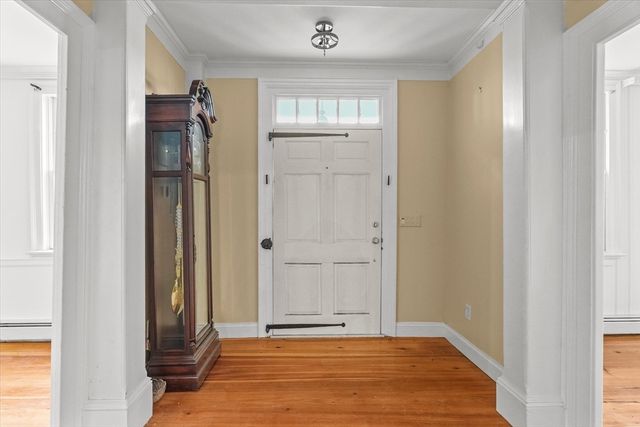 285 Main Street, Groveland, MA 01834