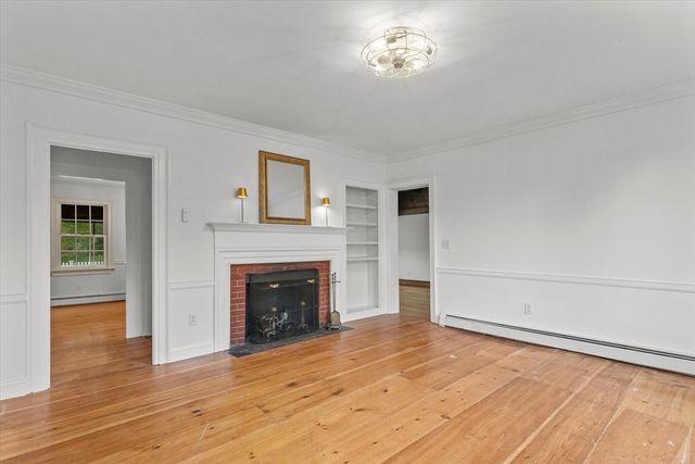 285 Main Street, Groveland, MA 01834
