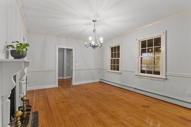 285 Main Street, Groveland, MA 01834