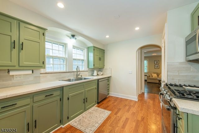 77 Forest Hill Rd, West Orange Twp., NJ 07052