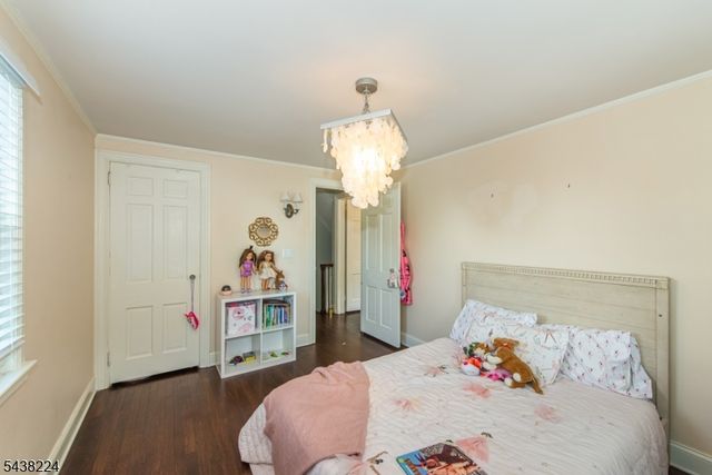 77 Forest Hill Rd, West Orange Twp., NJ 07052
