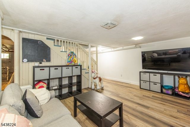 77 Forest Hill Rd, West Orange Twp., NJ 07052