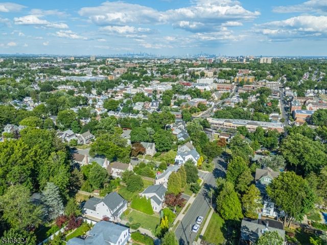77 Forest Hill Rd, West Orange Twp., NJ 07052