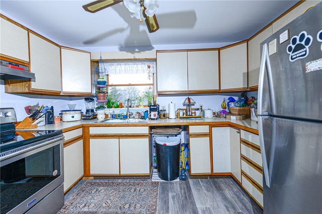 25 Watson Drive, Portsmouth, RI 02871