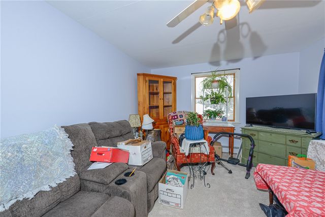 25 Watson Drive, Portsmouth, RI 02871