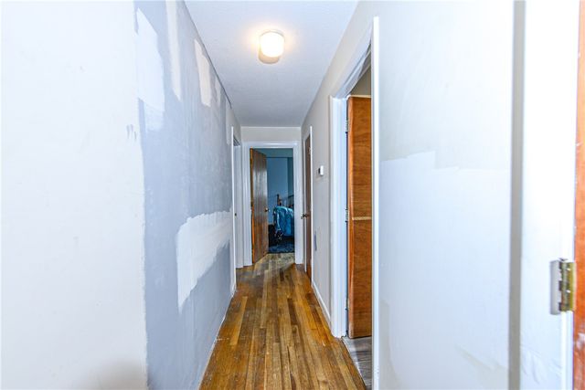 25 Watson Drive, Portsmouth, RI 02871