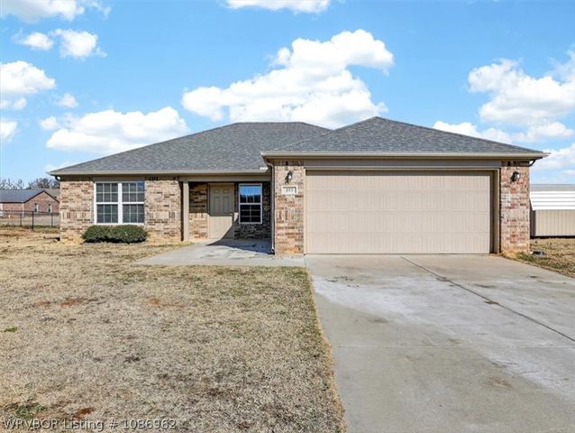 213 Curtis Lane, Poteau, OK 75953