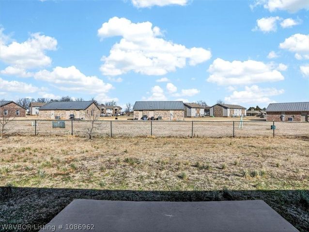 213 Curtis Lane, Poteau, OK 75953