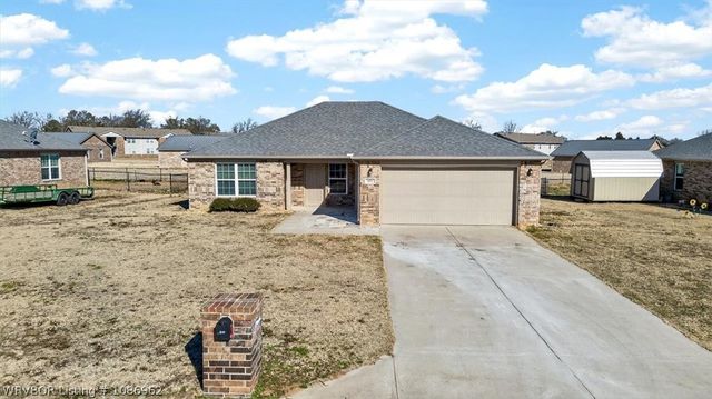 213 Curtis Lane, Poteau, OK 75953