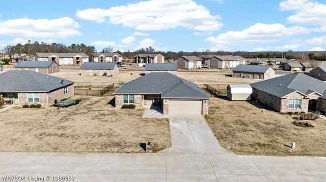 213 Curtis Lane, Poteau, OK 75953