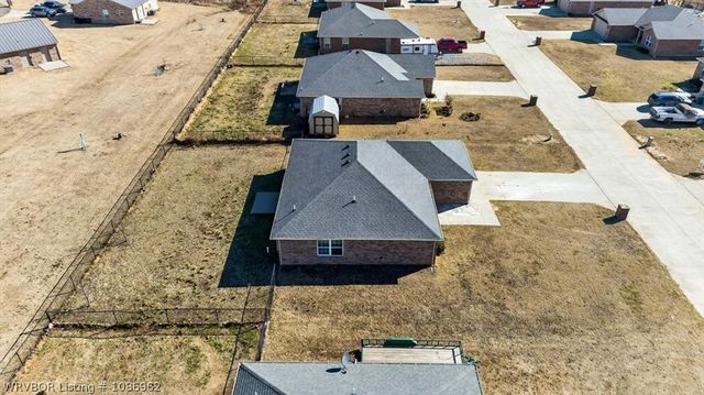 213 Curtis Lane, Poteau, OK 75953