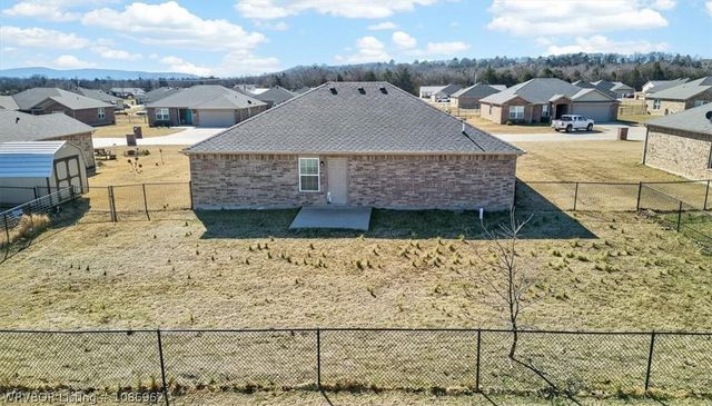 213 Curtis Lane, Poteau, OK 75953