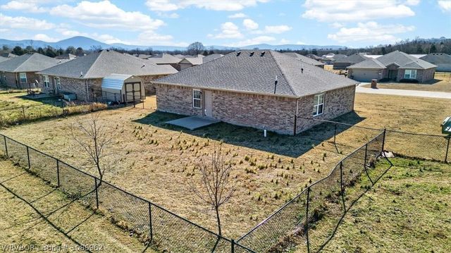 213 Curtis Lane, Poteau, OK 75953