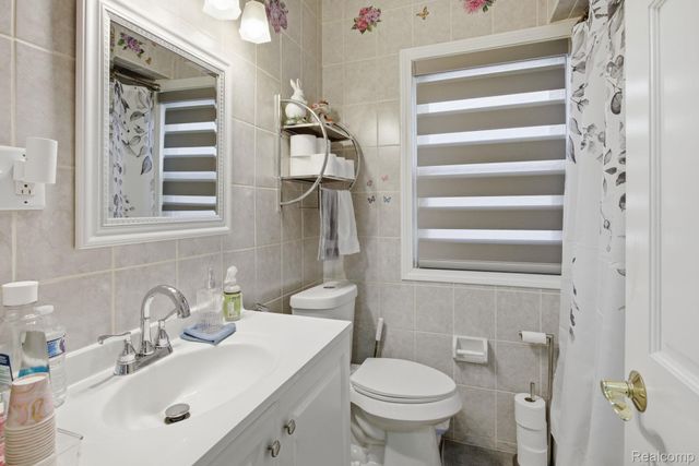 6511 Coleman Street, Dearborn, MI 48126