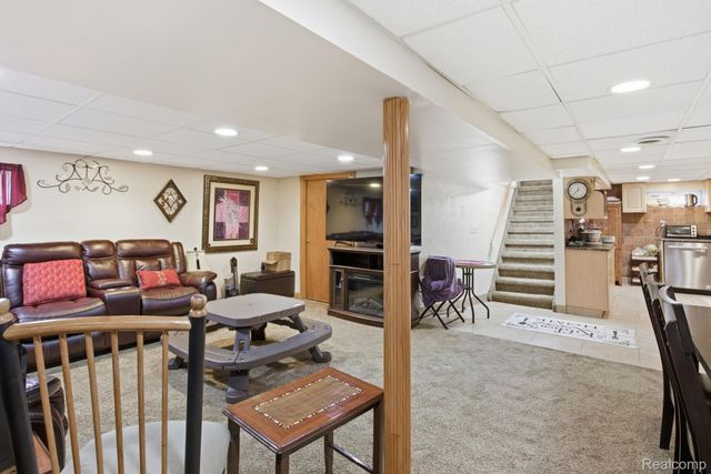 6511 Coleman Street, Dearborn, MI 48126