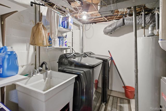 6511 Coleman Street, Dearborn, MI 48126