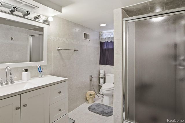 6511 Coleman Street, Dearborn, MI 48126