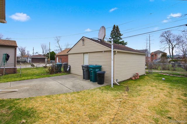 6511 Coleman Street, Dearborn, MI 48126