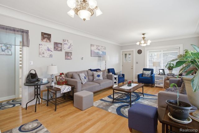 6511 Coleman Street, Dearborn, MI 48126