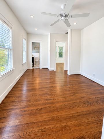 914.5 W Melwood Street, Houston, TX 77009