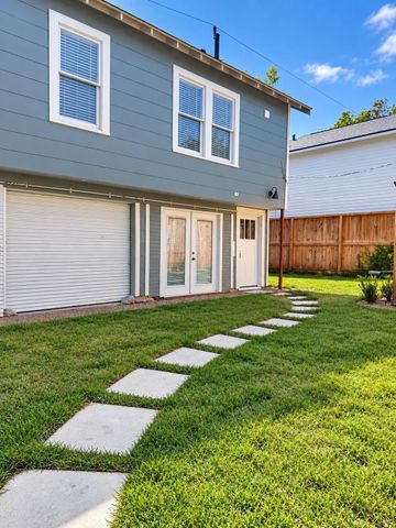914.5 W Melwood Street, Houston, TX 77009