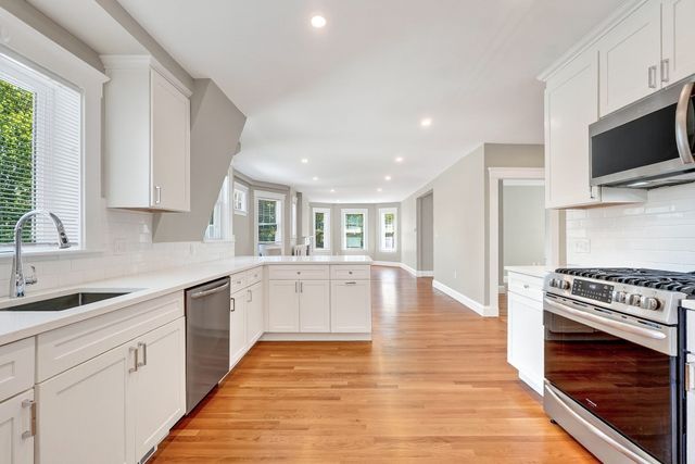 49 Hall Ave, Watertown, MA 02472