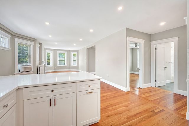 49 Hall Ave, Watertown, MA 02472