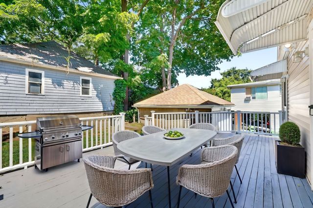49 Hall Ave, Watertown, MA 02472