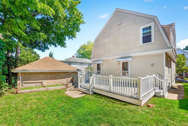 49 Hall Ave, Watertown, MA 02472