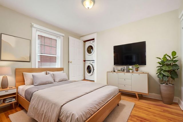 49 Hall Ave, Watertown, MA 02472