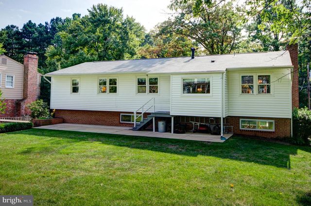 8327 ORANGE CT, Alexandria, VA 22309