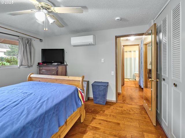 11545 Sw MAJESTIC Ln 4, Portland, OR 97224